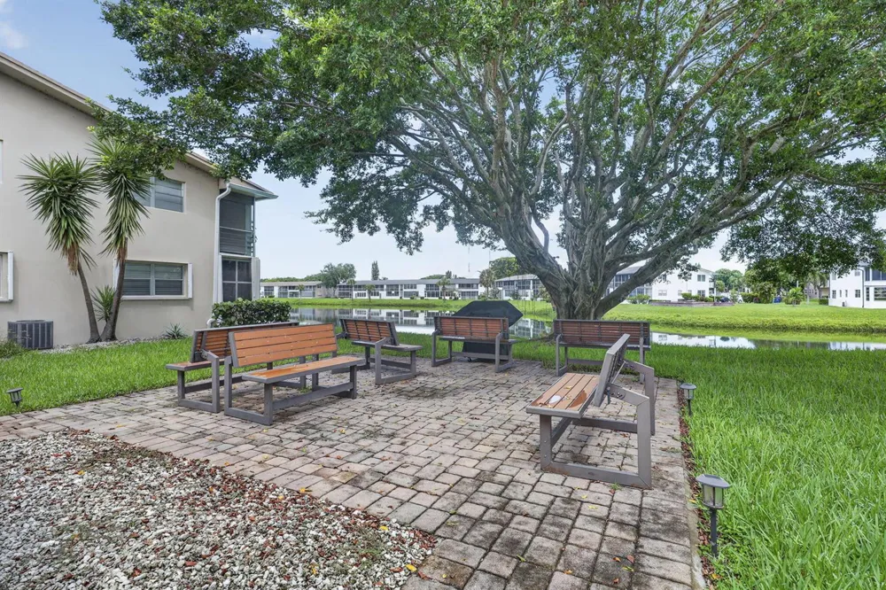 79 CHATHAM D West Palm Beach, FL 33417