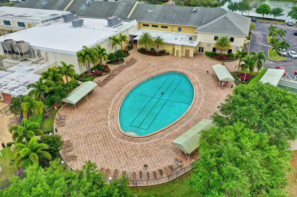 79 CHATHAM D West Palm Beach, FL 33417