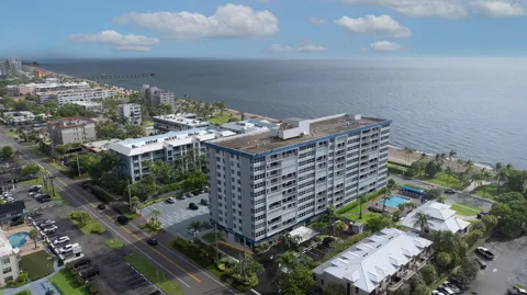 800 SE 20TH AVENUE #811
