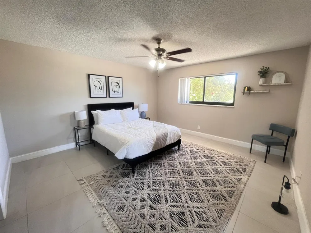 6499 NE 7TH AVENUE #7 Boca Raton, FL 33487