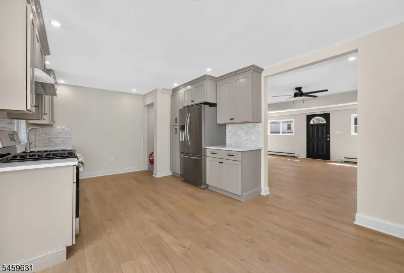569 Congress St Phillipsburg Town, NJ 08865