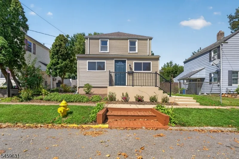 569 Congress St Phillipsburg Town, NJ 08865