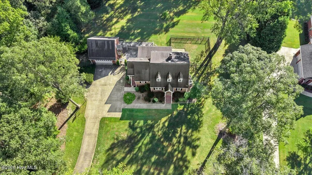 404 Barrington Drive Tarboro, NC 27886