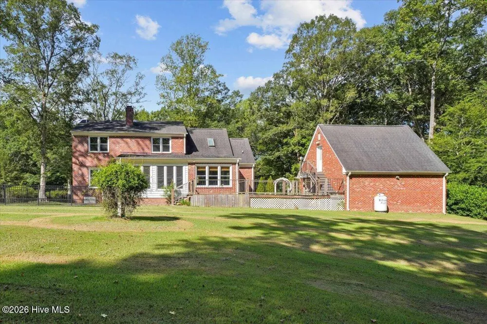 404 Barrington Drive Tarboro, NC 27886