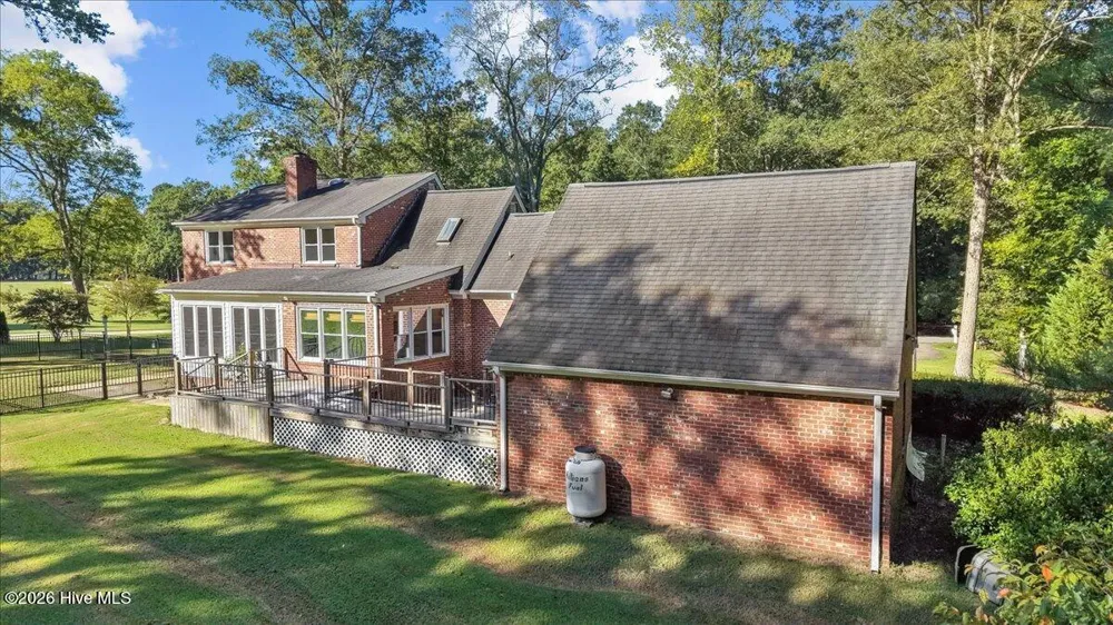 404 Barrington Drive Tarboro, NC 27886