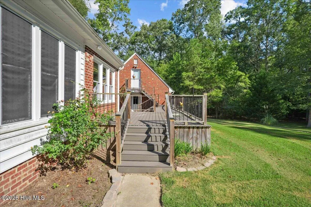 404 Barrington Drive Tarboro, NC 27886