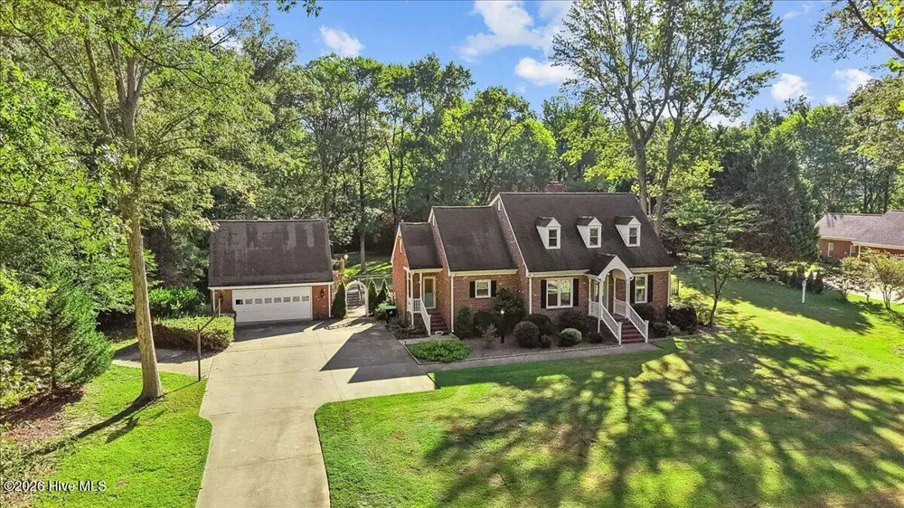 404 Barrington Drive Tarboro, NC 27886