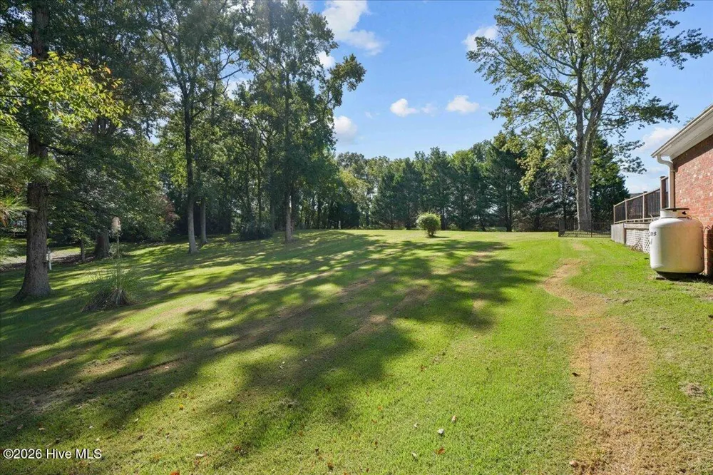 404 Barrington Drive Tarboro, NC 27886