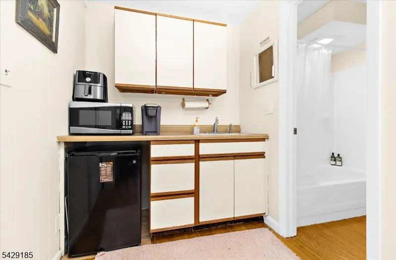 14 Lt Hooper Road Alexandria, NJ 08848