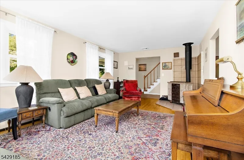 14 Lt Hooper Road Alexandria, NJ 08848