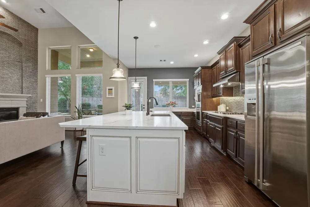 75 W Sawyer Ridge Drive The Woodlands, TX 77389