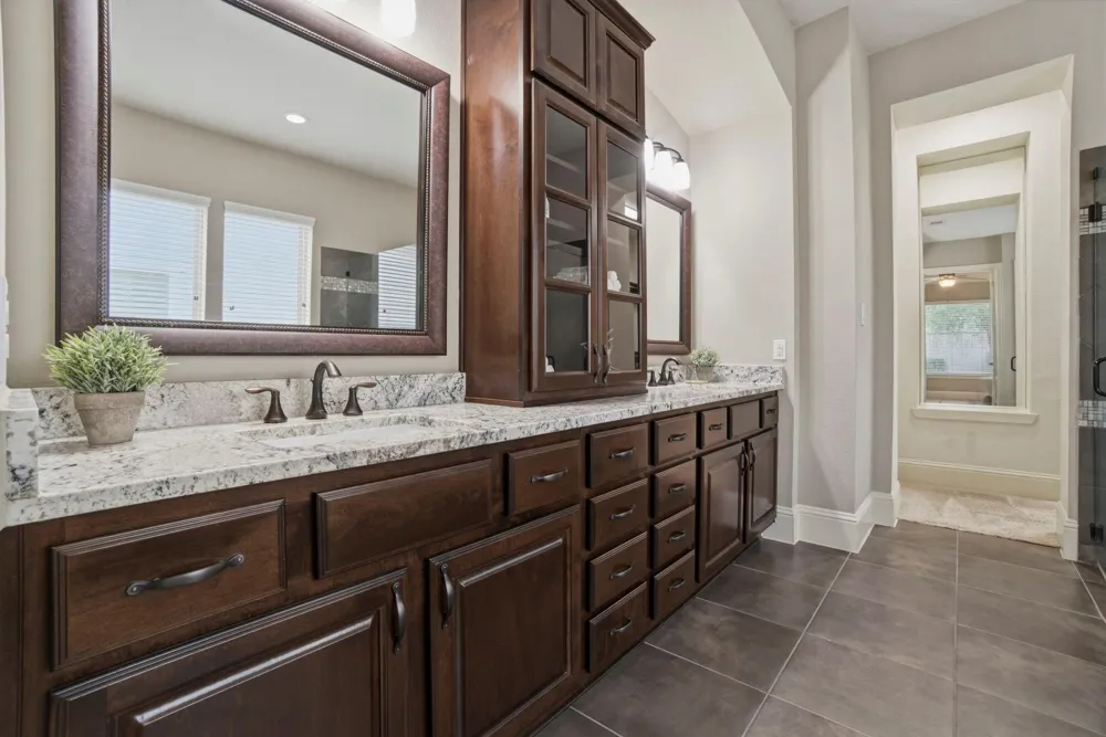 75 W Sawyer Ridge Drive The Woodlands, TX 77389