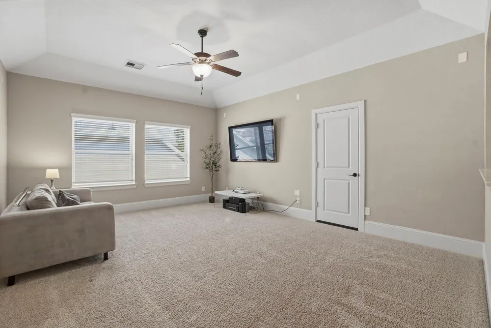 75 W Sawyer Ridge Drive The Woodlands, TX 77389