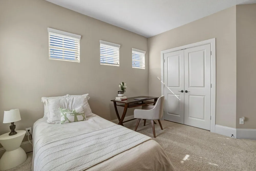 75 W Sawyer Ridge Drive The Woodlands, TX 77389