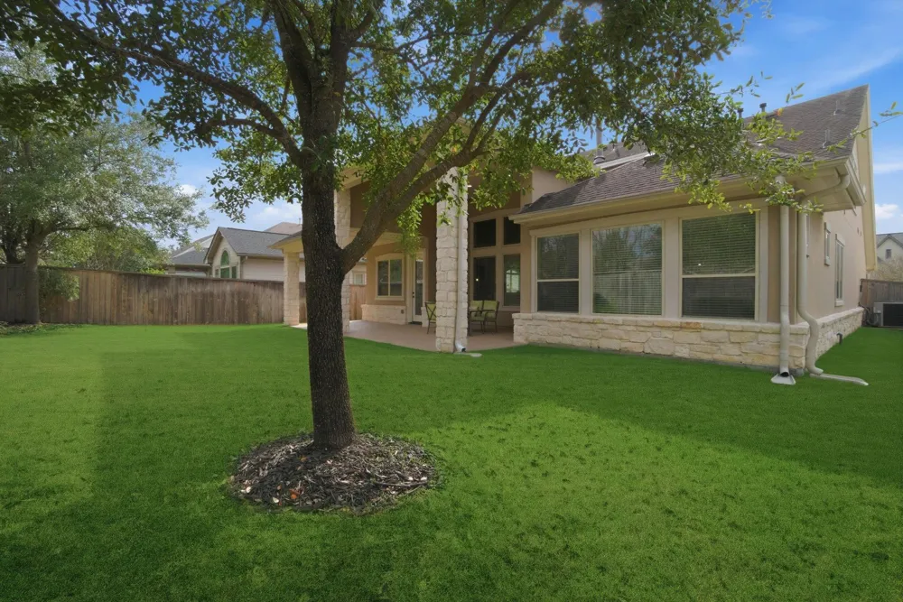 75 W Sawyer Ridge Drive The Woodlands, TX 77389
