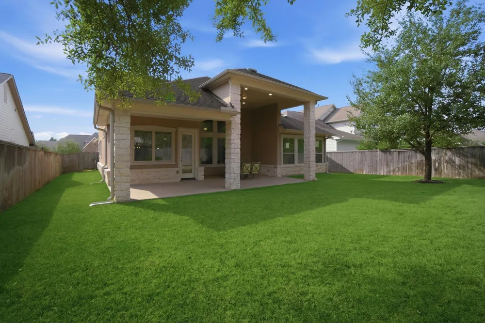 75 W Sawyer Ridge Drive The Woodlands, TX 77389