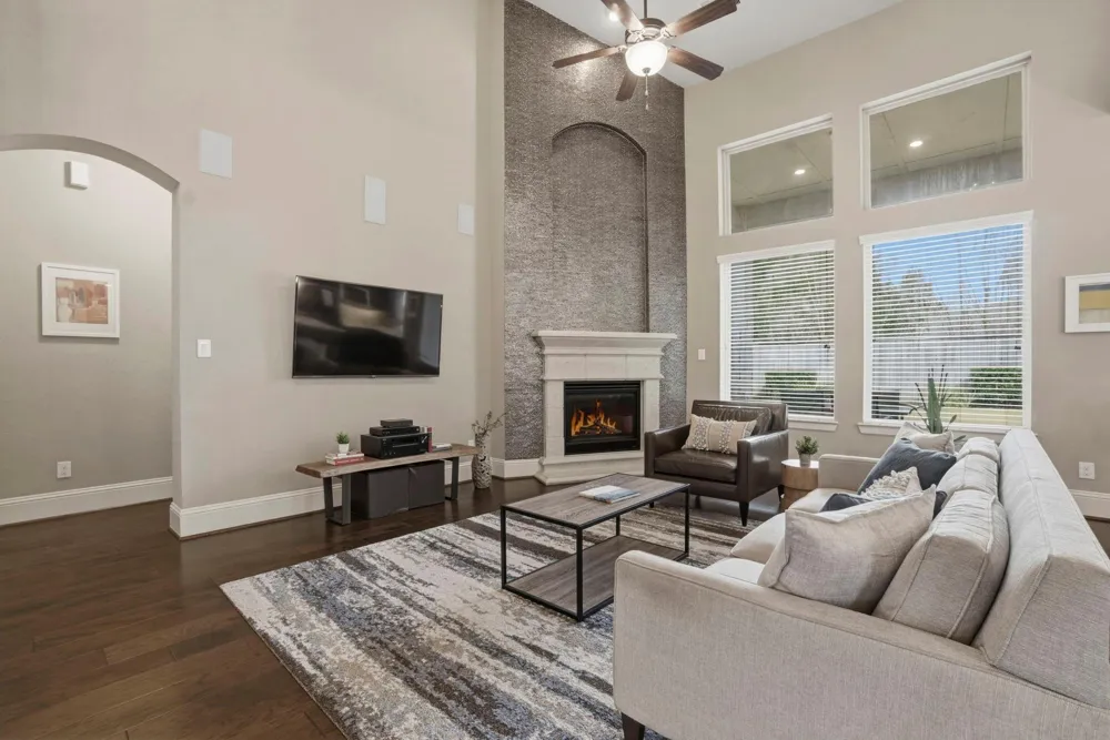 75 W Sawyer Ridge Drive The Woodlands, TX 77389