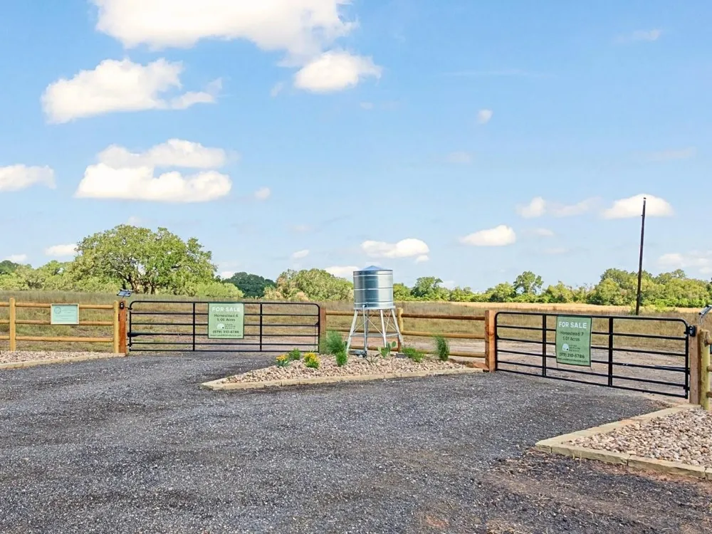 3061 Fm 956 Schulenburg, TX 78956