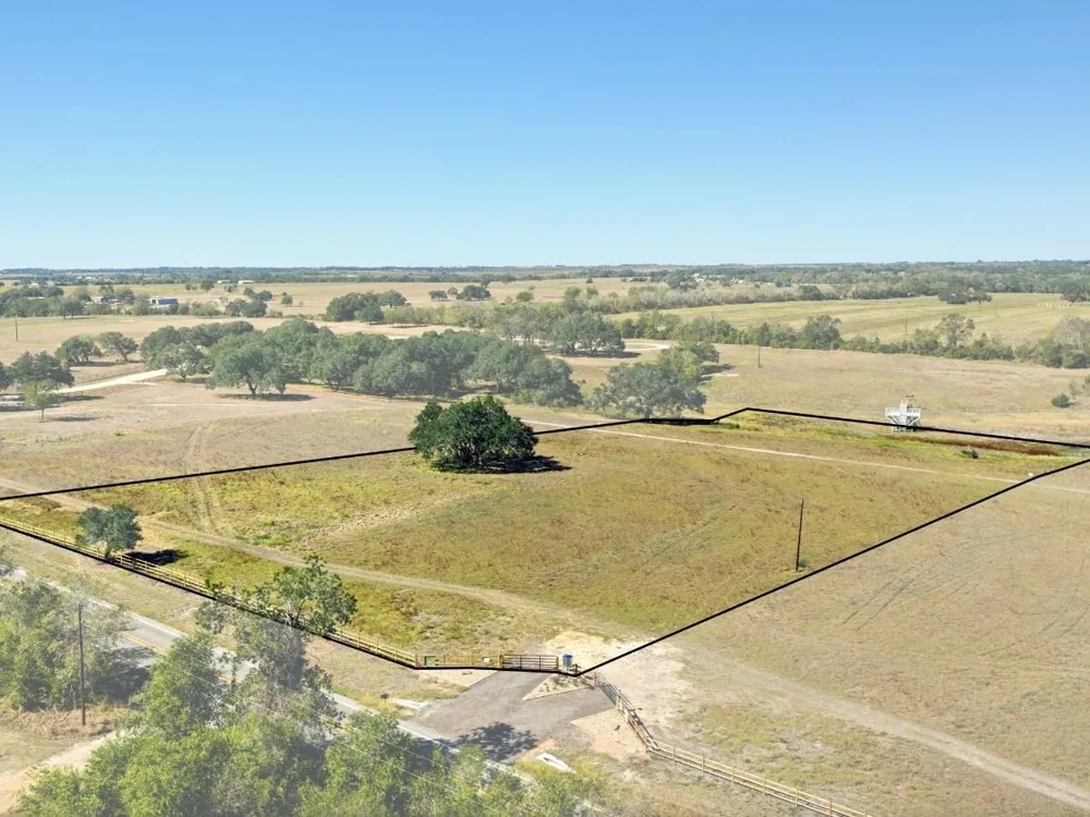 3061 Fm 956 Schulenburg, TX 78956