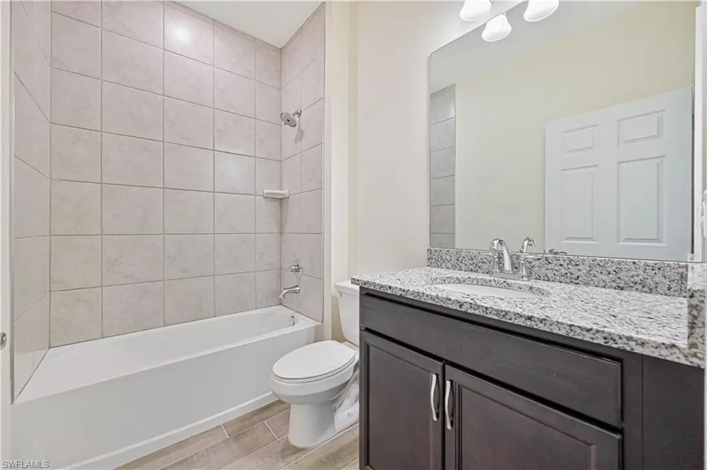 2832 NW 21st Place Cape Coral, FL 33993