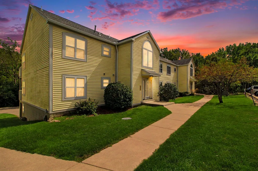 2241 S Huron Parkway #1 Ann Arbor City, MI 48104