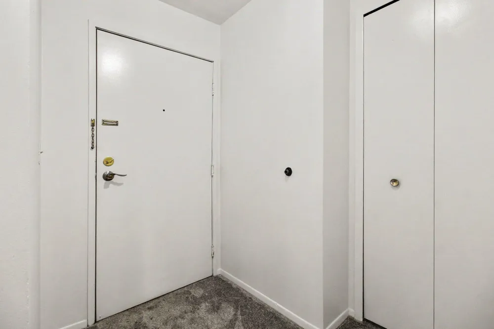 2241 S Huron Parkway #1 Ann Arbor City, MI 48104