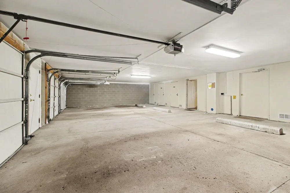 2241 S Huron Parkway #1 Ann Arbor City, MI 48104