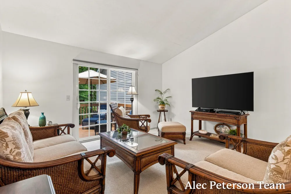 1544 Beechtree Commons Grand Haven City, MI 49417