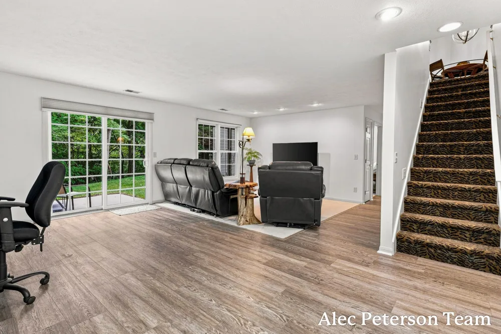 1544 Beechtree Commons Grand Haven City, MI 49417