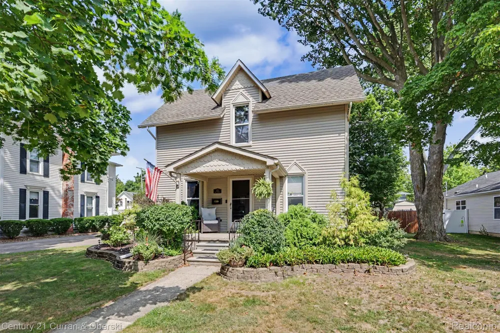 323 E Liberty Street South Lyon City, MI 48178