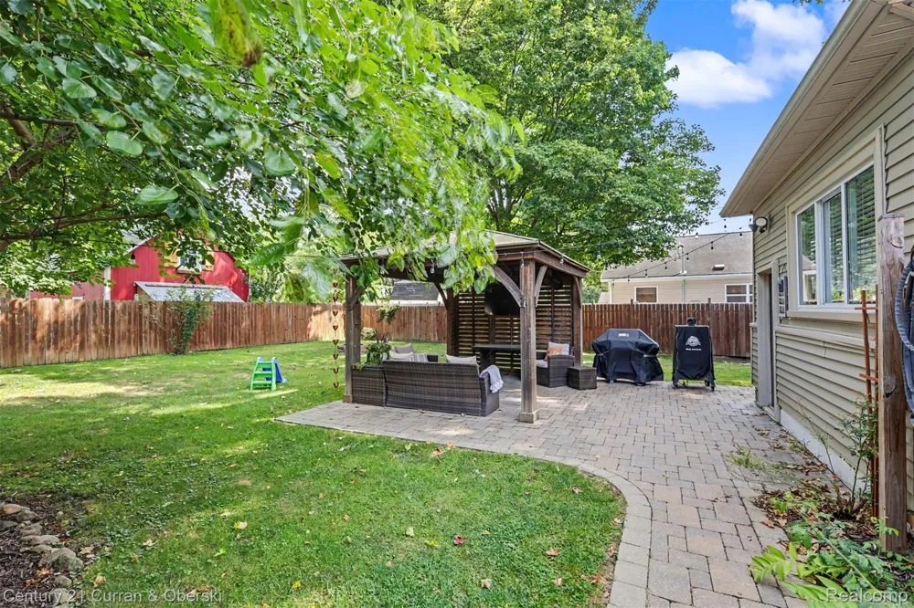 323 E Liberty Street South Lyon City, MI 48178