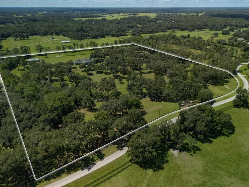 7970 NW 120TH STREET Reddick, FL 32686