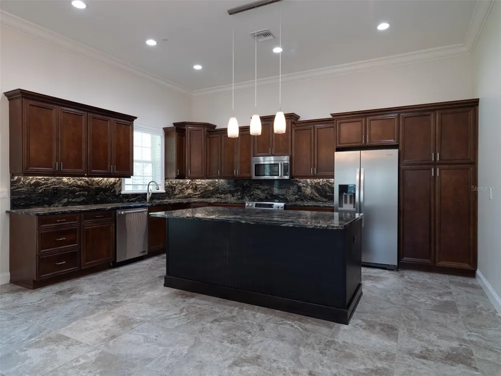 7970 NW 120TH STREET Reddick, FL 32686