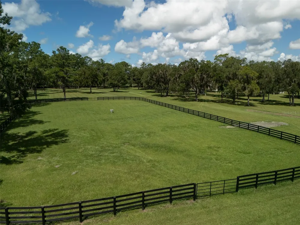 7970 NW 120TH STREET Reddick, FL 32686