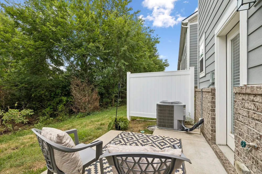 1764 Frodo Way Murfreesboro, TN 37128