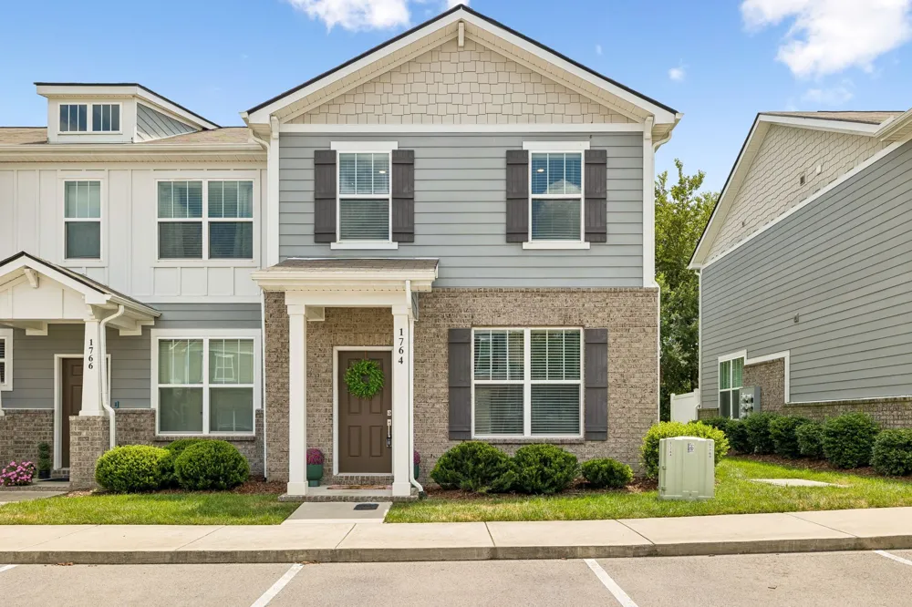 1764 Frodo Way Murfreesboro, TN 37128