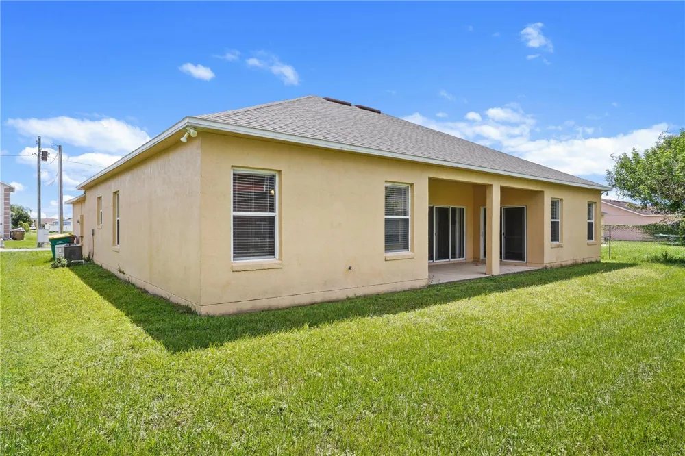 196 AURELIA COURT Kissimmee, FL 34758