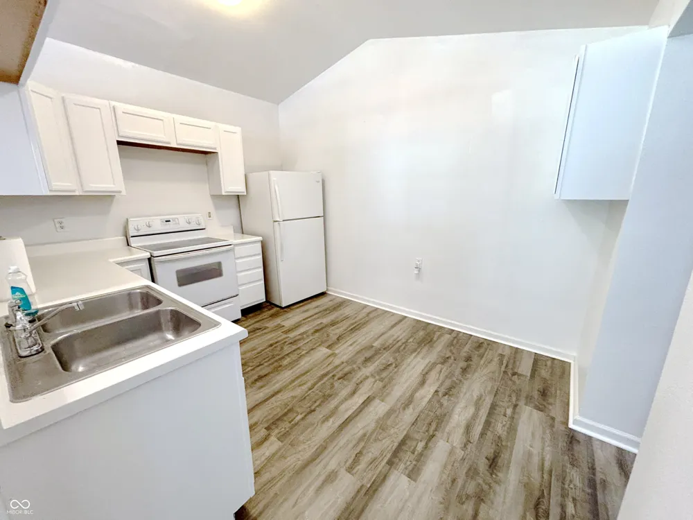 10954 Cape Coral Lane Indianapolis, IN 46229