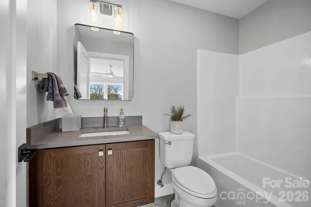 13 Gudger Road Asheville, NC 28806