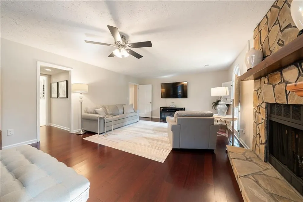 3691 Howell Wood Trail Duluth, GA 30096
