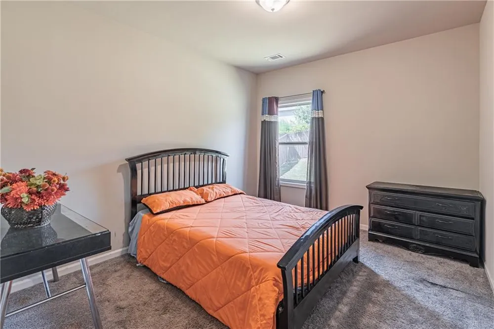 103 Creekside Bluff Way Auburn, GA 30011