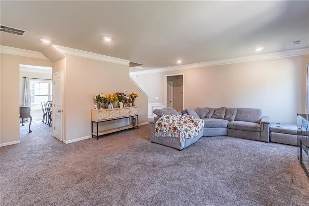 103 Creekside Bluff Way Auburn, GA 30011