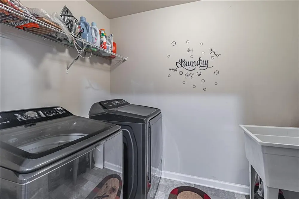103 Creekside Bluff Way Auburn, GA 30011