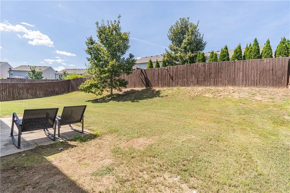 103 Creekside Bluff Way Auburn, GA 30011