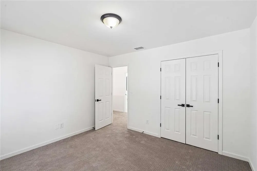 941 Bendleton Drive Woodstock, GA 30188