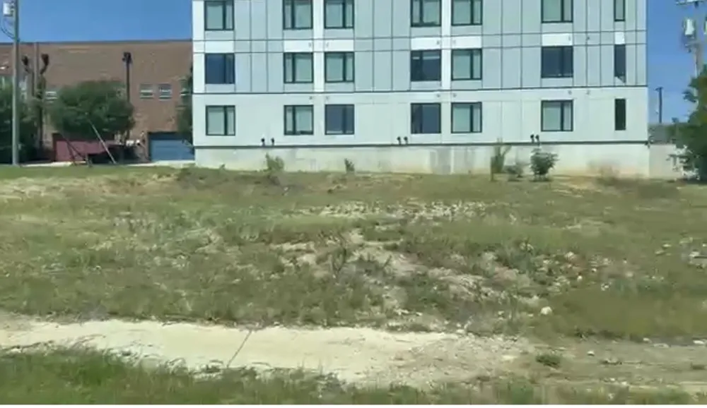 450 Crawford Street Fort Worth, TX 76104