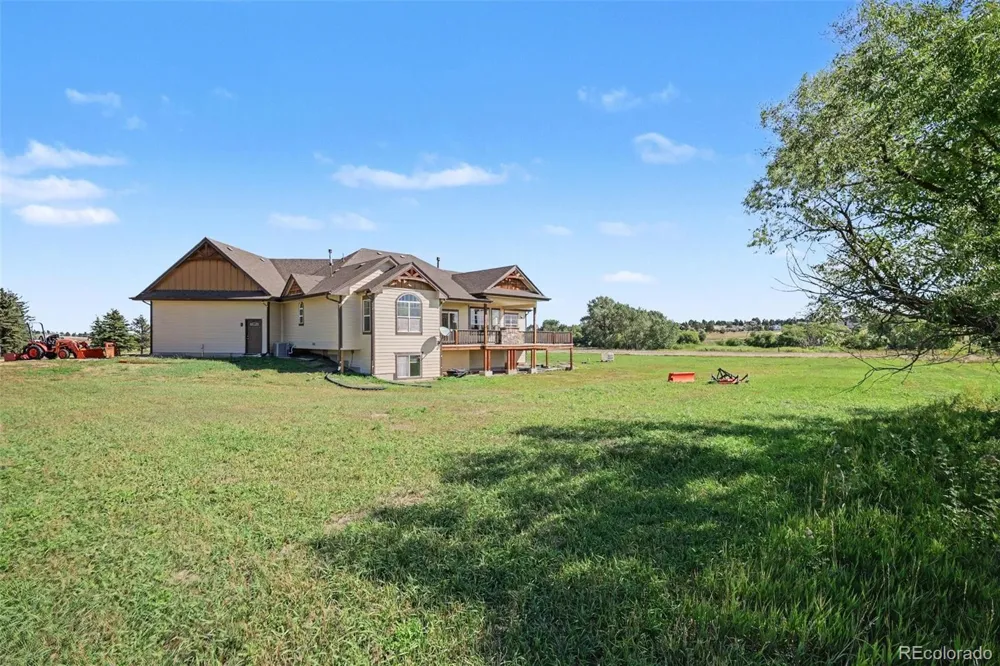2886 Running Brook Road Elizabeth, CO 80107