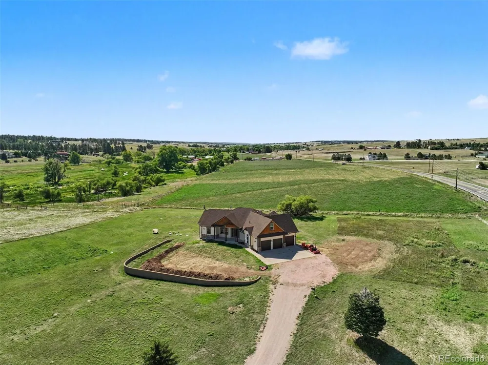 2886 Running Brook Road Elizabeth, CO 80107