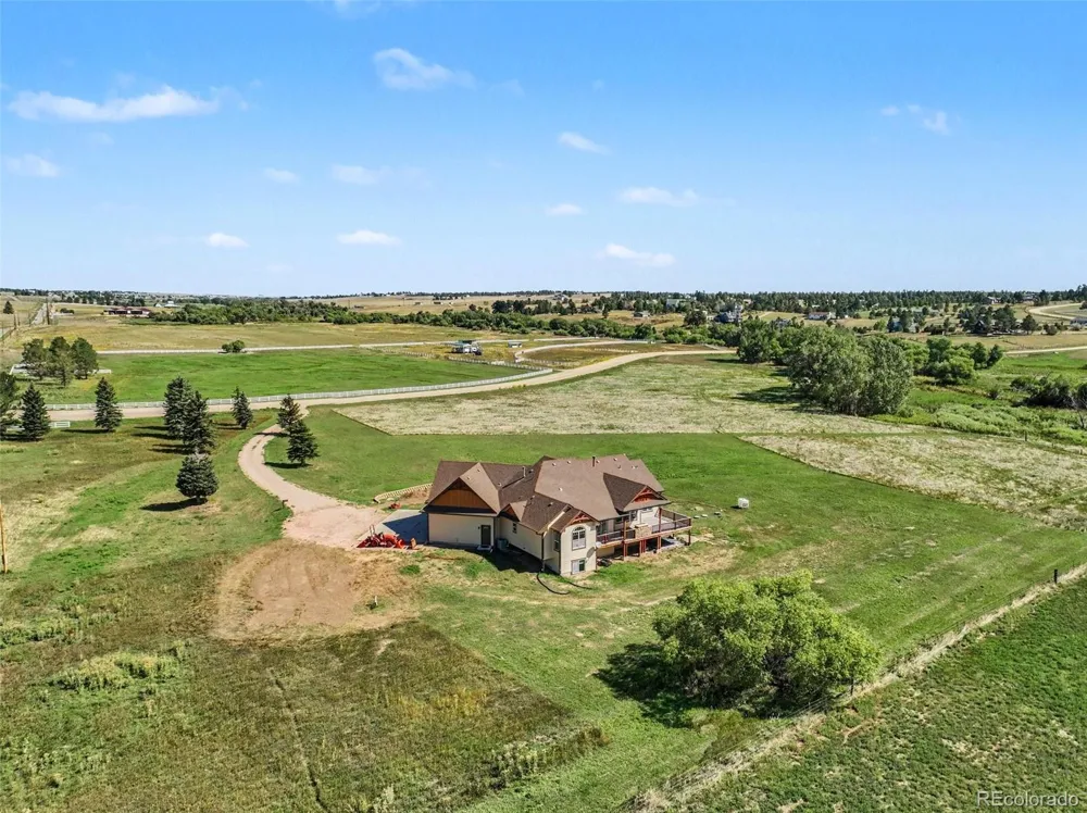 2886 Running Brook Road Elizabeth, CO 80107
