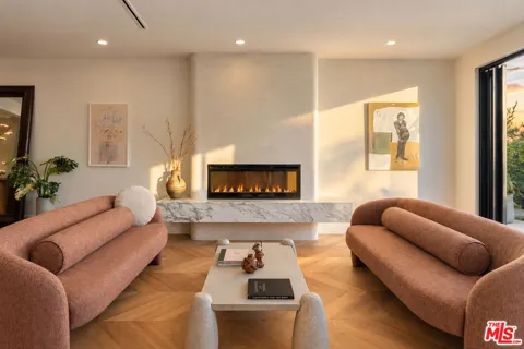 1706 Abbot Kinney Boulevard